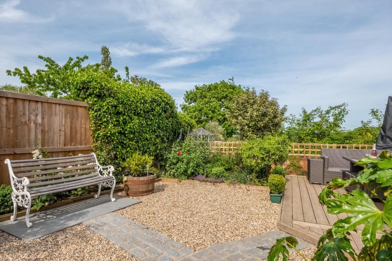 Immaculate Luxury Retreat In Pretty Village With Great Pubs - Box Valley Cottage Stoke by Nayland Zewnętrze zdjęcie